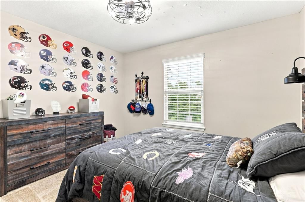 Photo 31 of 40 - 906 SW Bobcat Street, Oak Grove, MO 64075