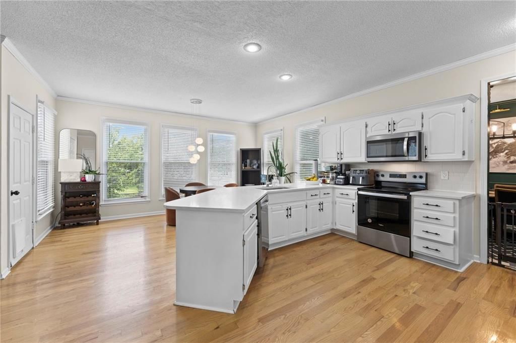 13001 Slater Street — photo 12