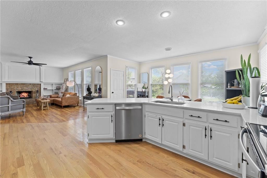 13001 Slater Street — photo 13