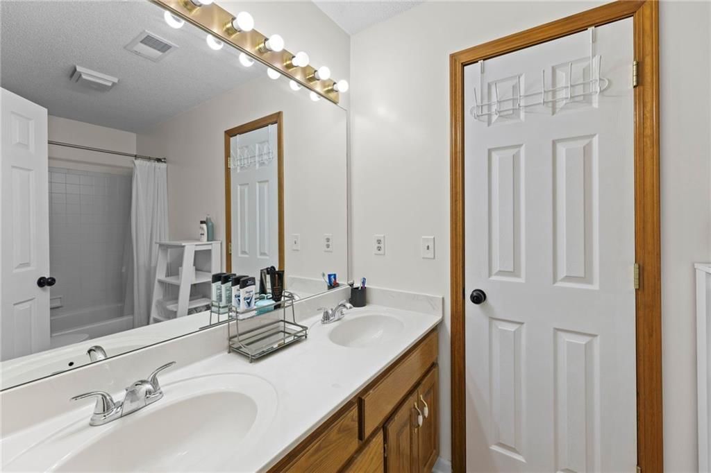 13001 Slater Street — photo 39