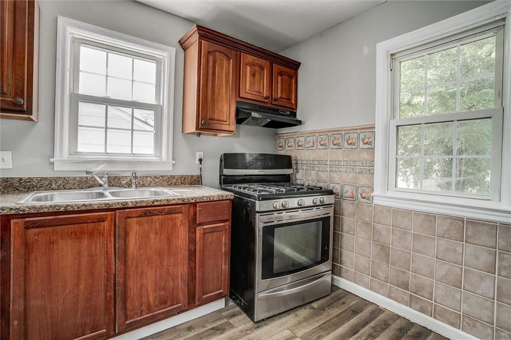 3336 Jackson Avenue — photo 9