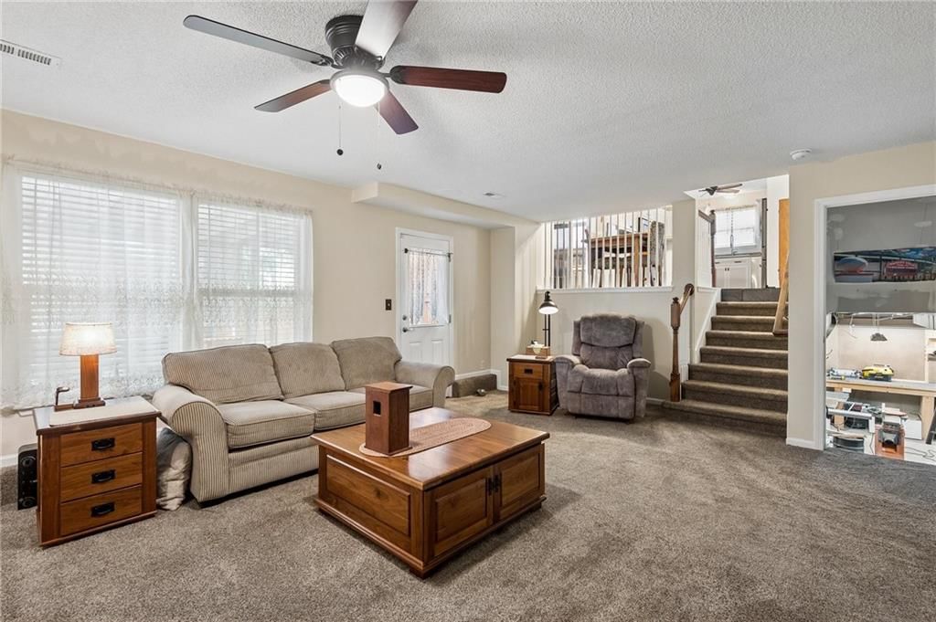 8715 NE 116th Street — photo 2