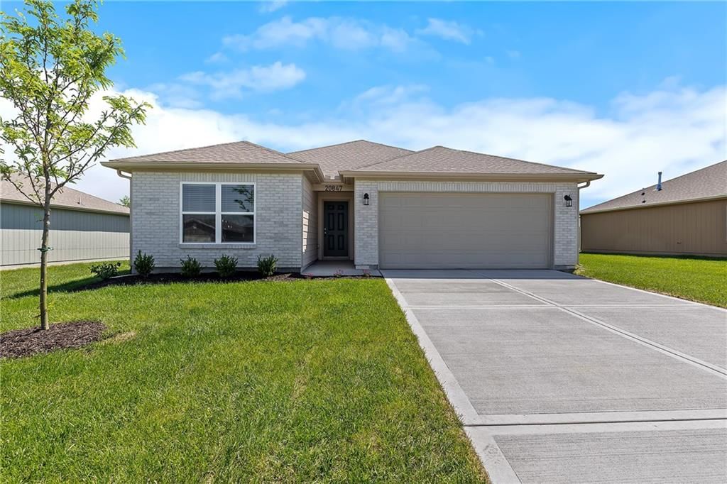 37990 W 207th Terrace, Edgerton, KS