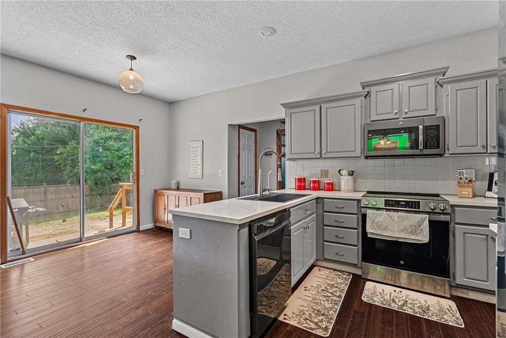 22217 W 51st Street — photo 7