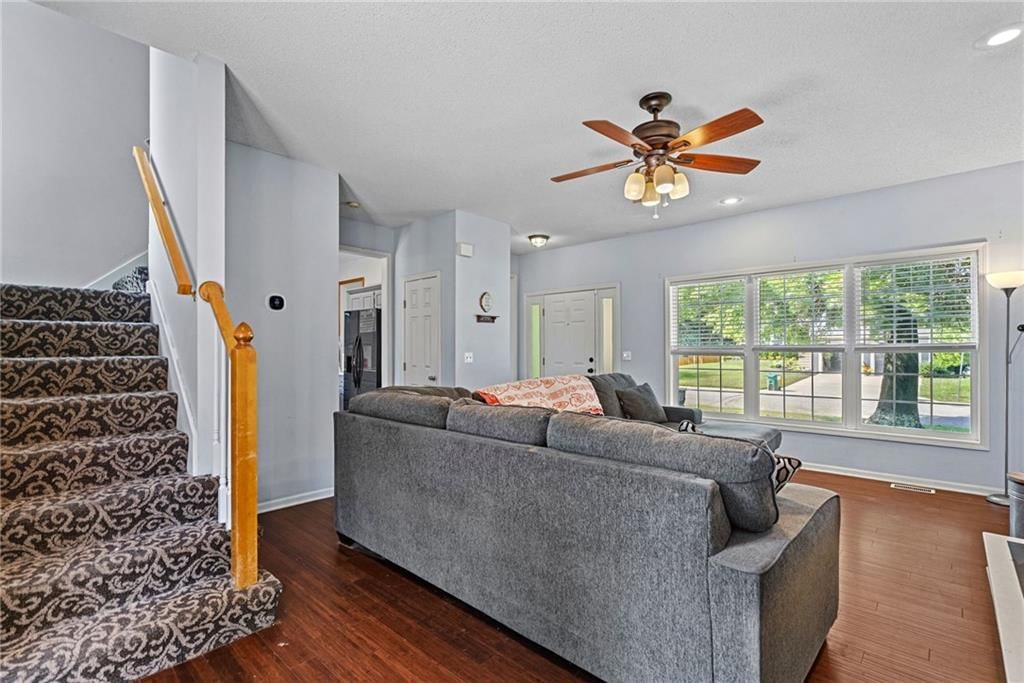 22217 W 51st Street — photo 12