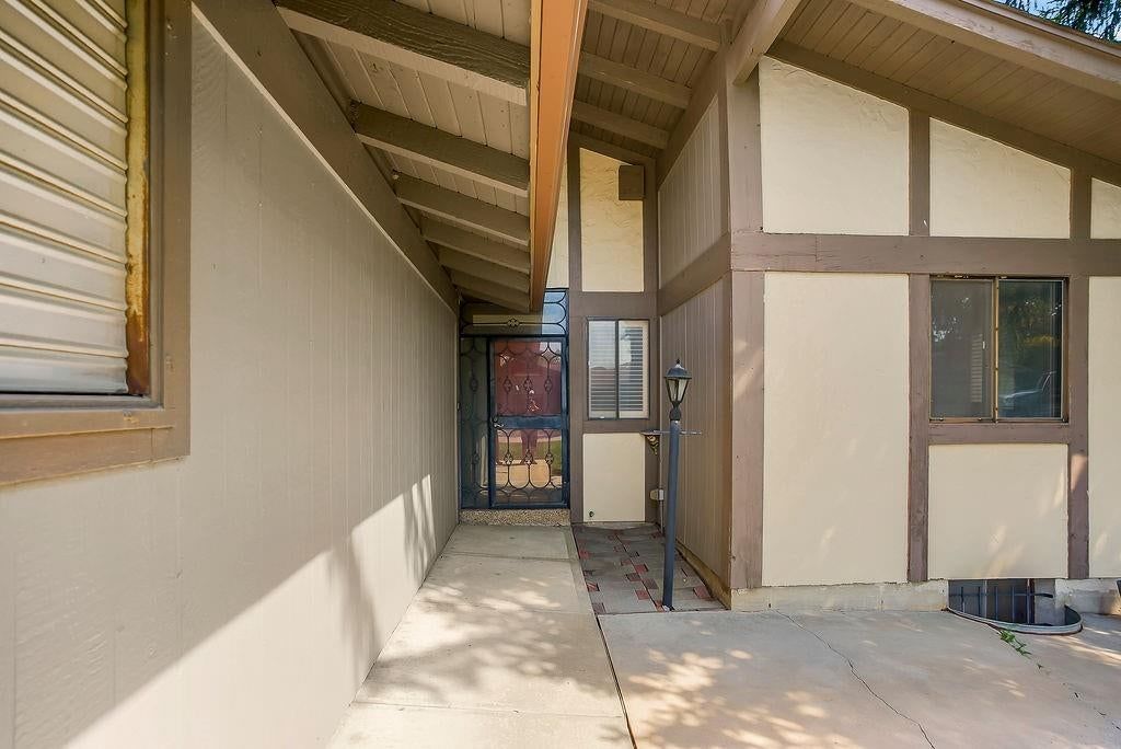 16601 W 133rd Street — photo 2