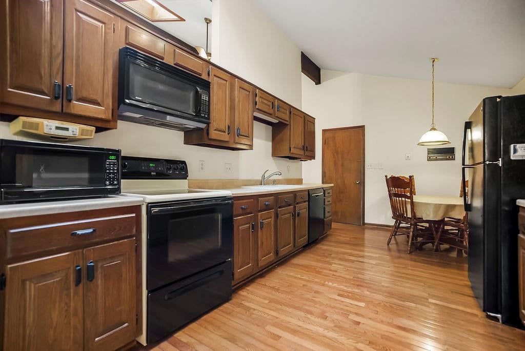 16601 W 133rd Street — photo 10