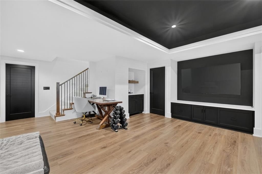 17401 Oakshire Street — photo 34