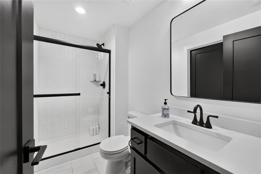 17401 Oakshire Street — photo 37