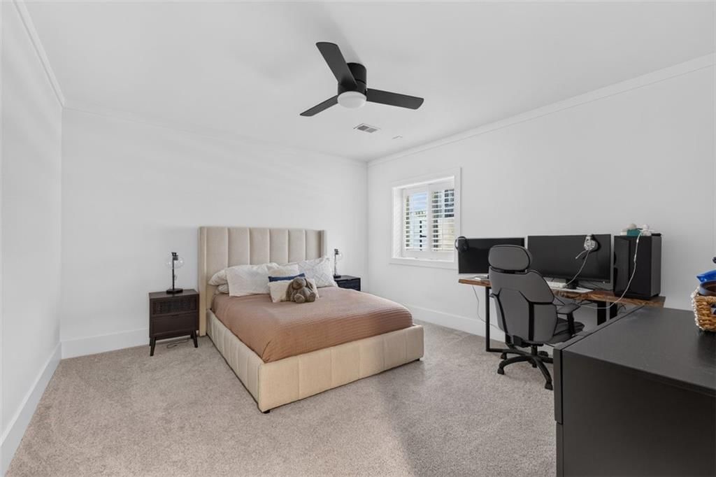 17401 Oakshire Street — photo 39