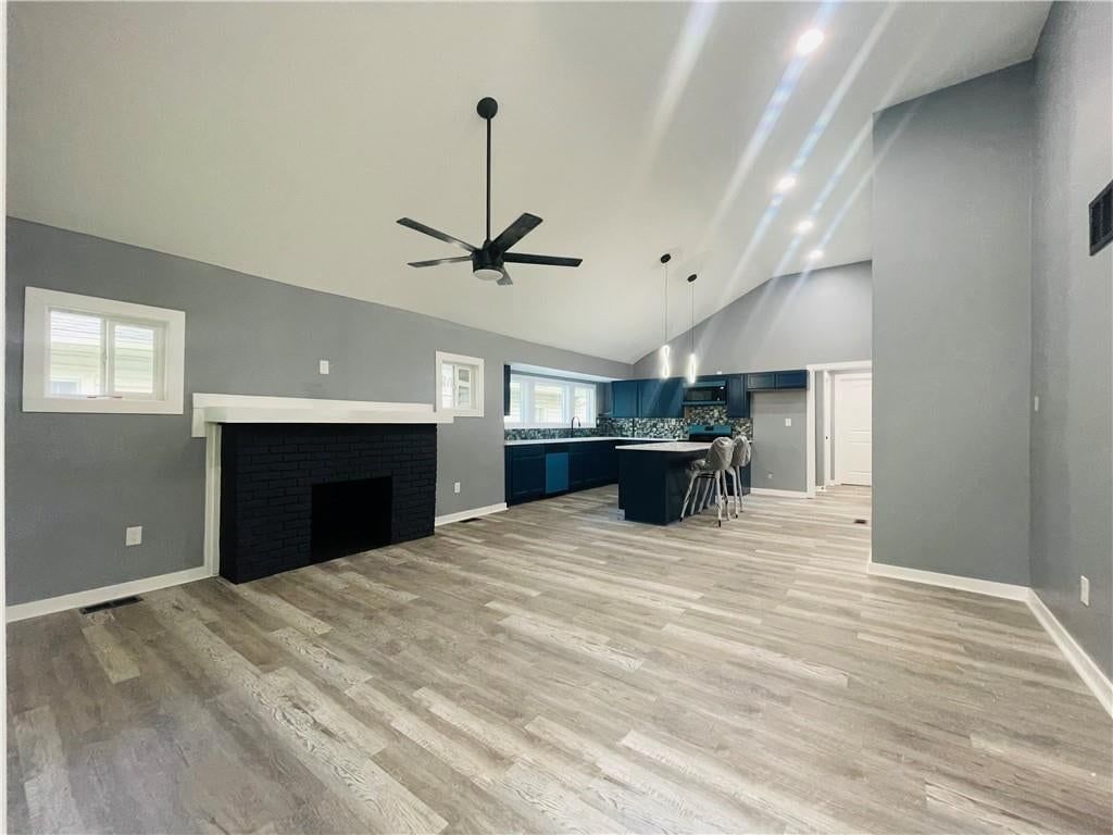 1849 E 68TH Terrace — photo 14