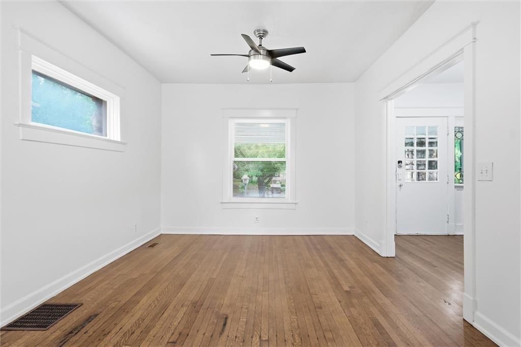 2629 Campbell Street — photo 9