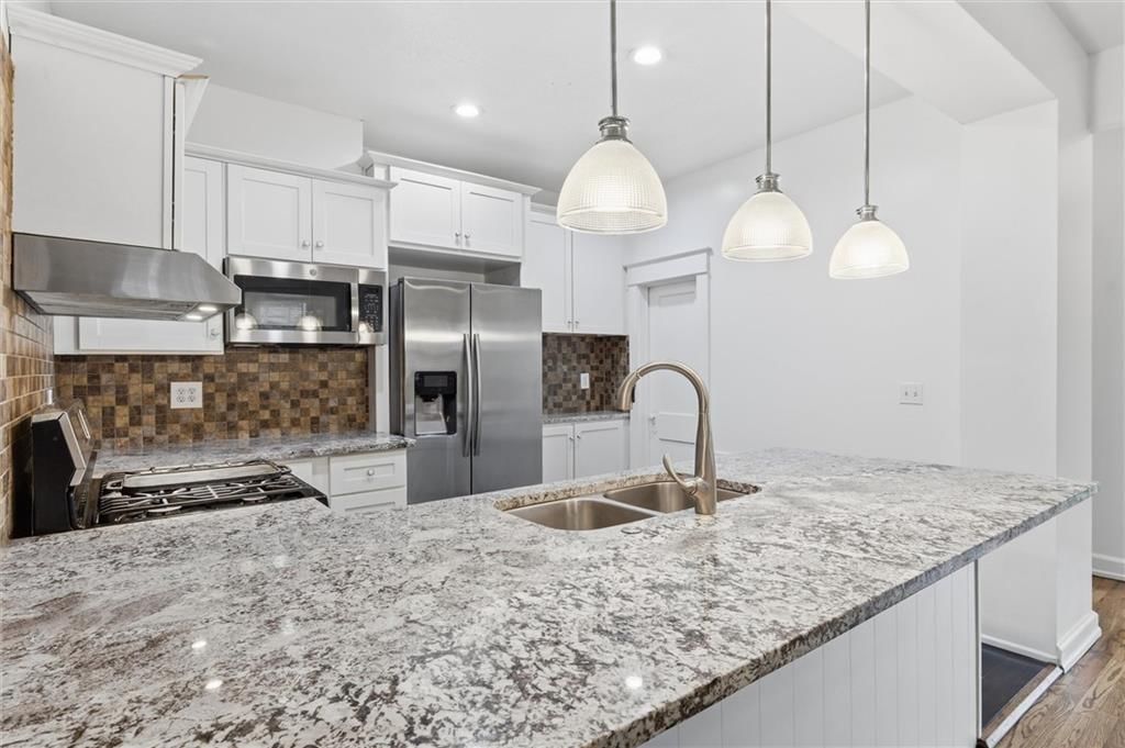 2629 Campbell Street — photo 12
