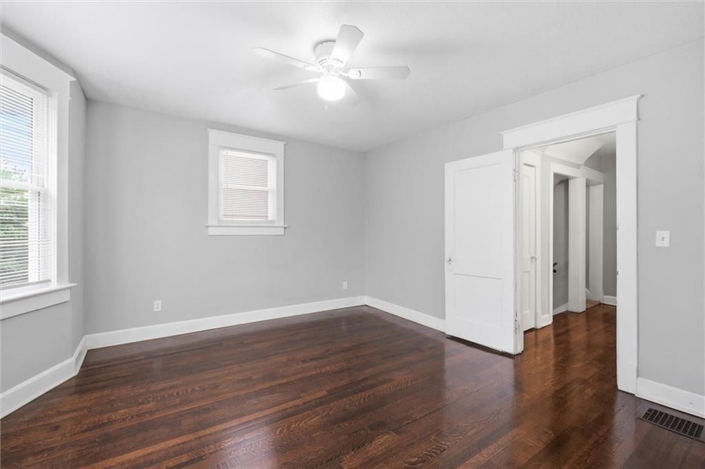 2629 Campbell Street — photo 16