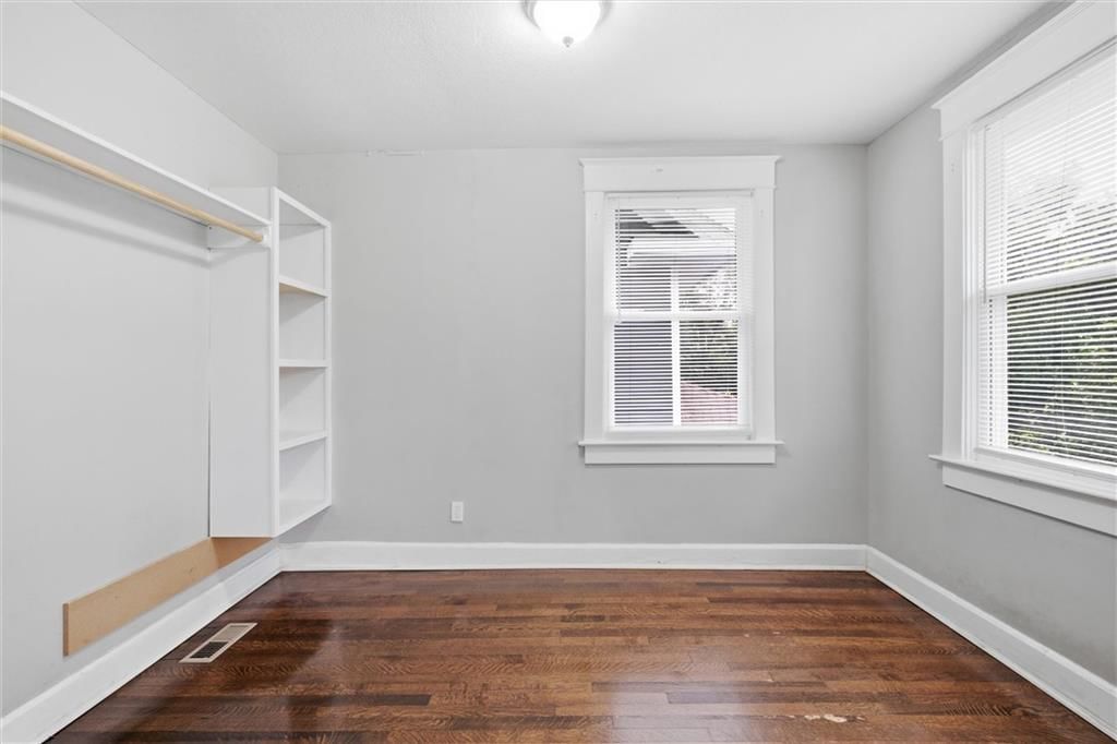 2629 Campbell Street — photo 17