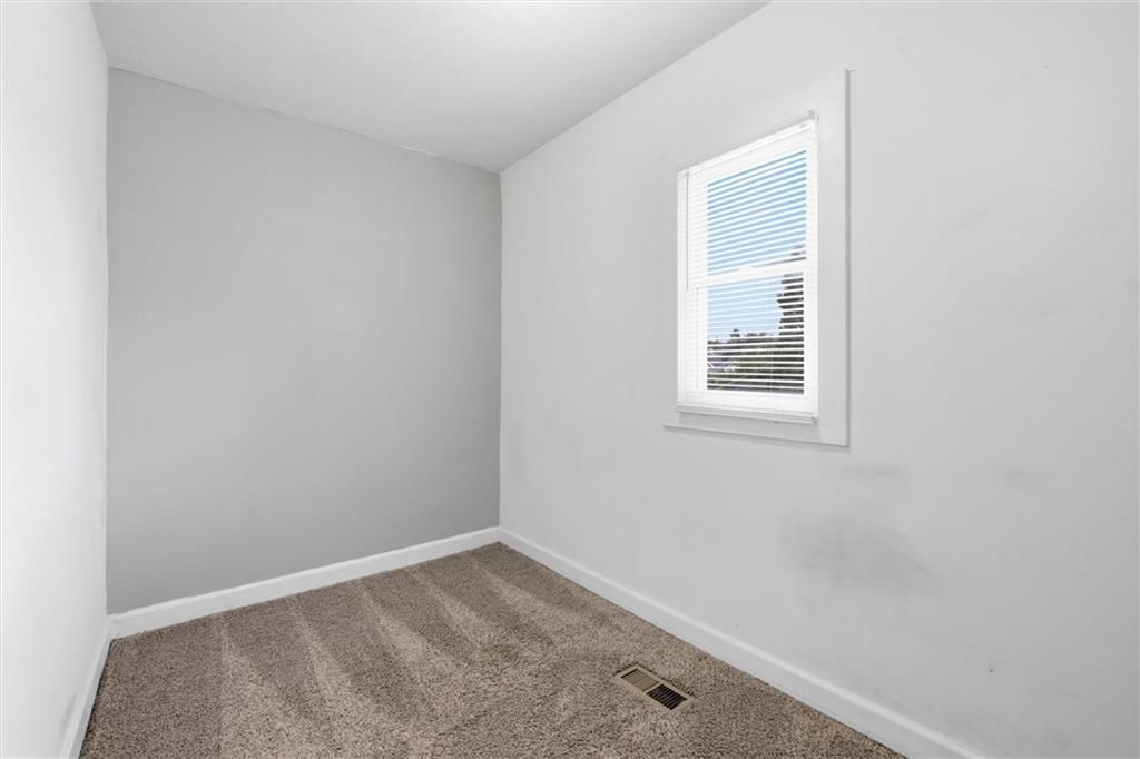 2629 Campbell Street — photo 21