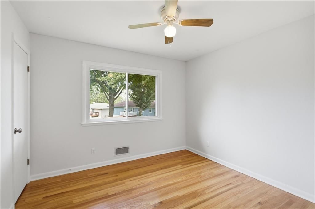 9050 E 84th Street — photo 16