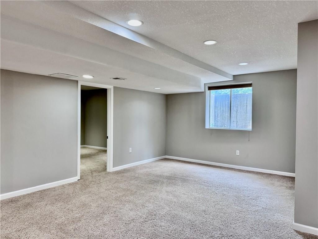 9233 W 143rd Terrace — photo 33