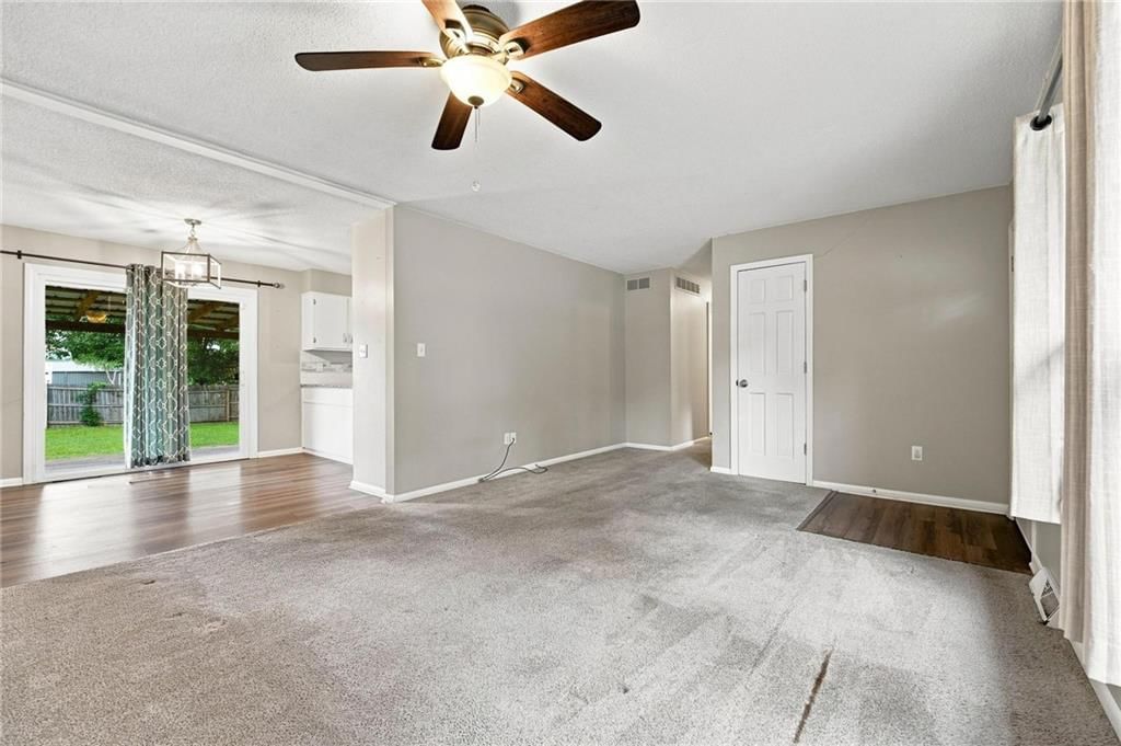 505 S Olive Street — photo 5