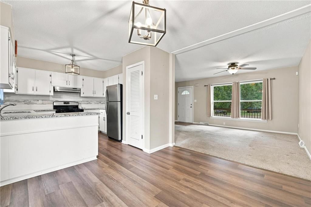 505 S Olive Street — photo 8