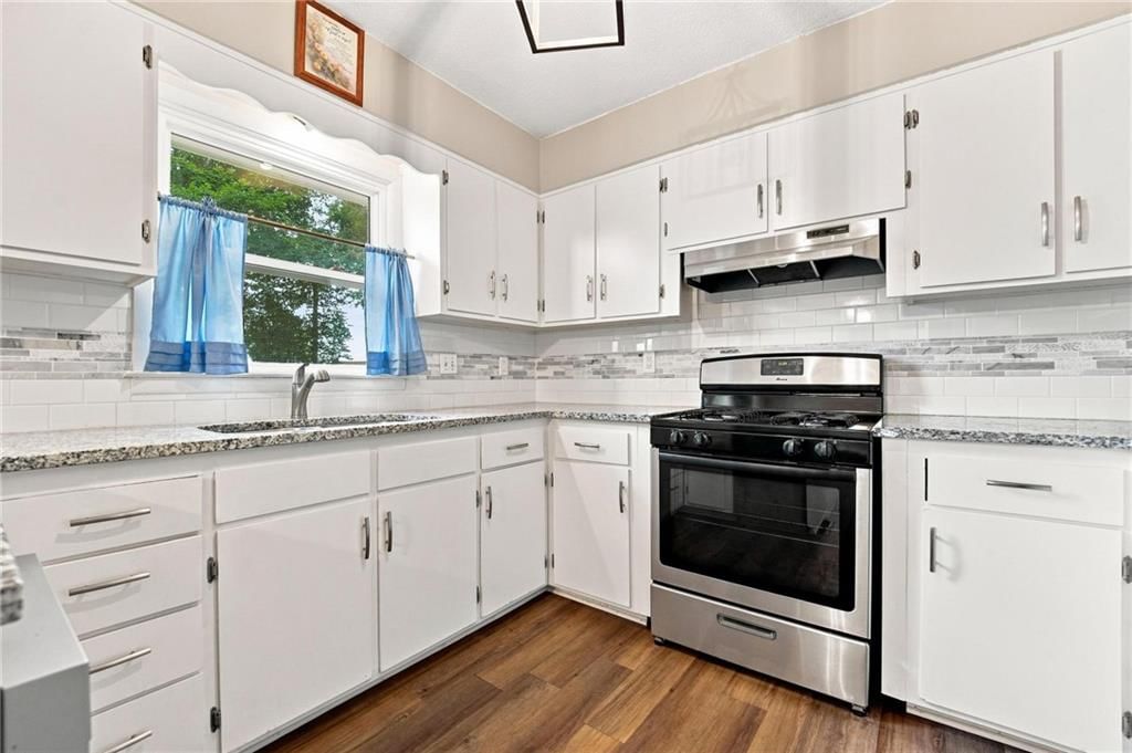 505 S Olive Street — photo 9