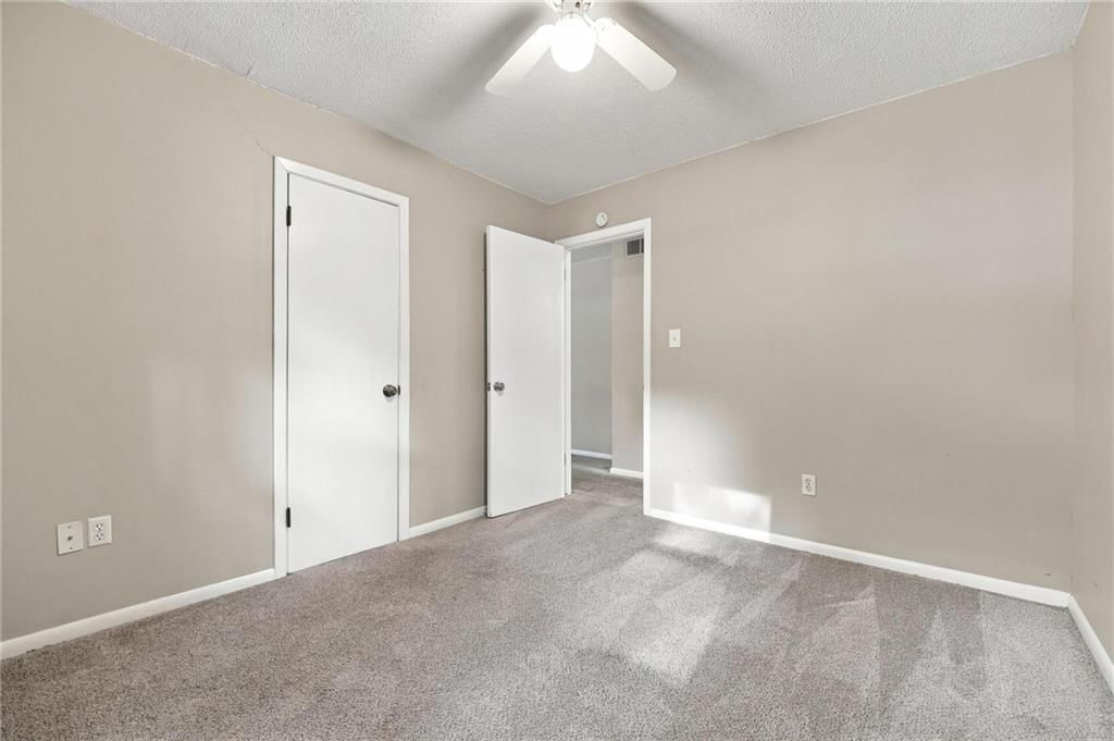 505 S Olive Street — photo 14