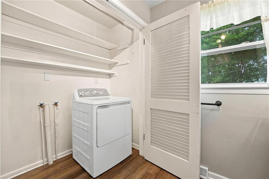 505 S Olive Street — photo 16