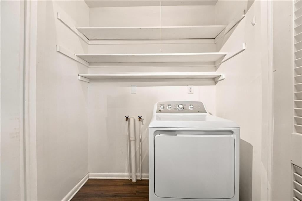 505 S Olive Street — photo 17