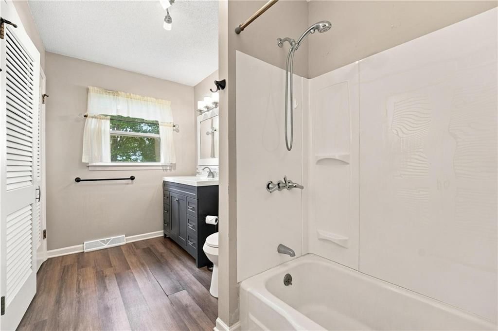 505 S Olive Street — photo 19