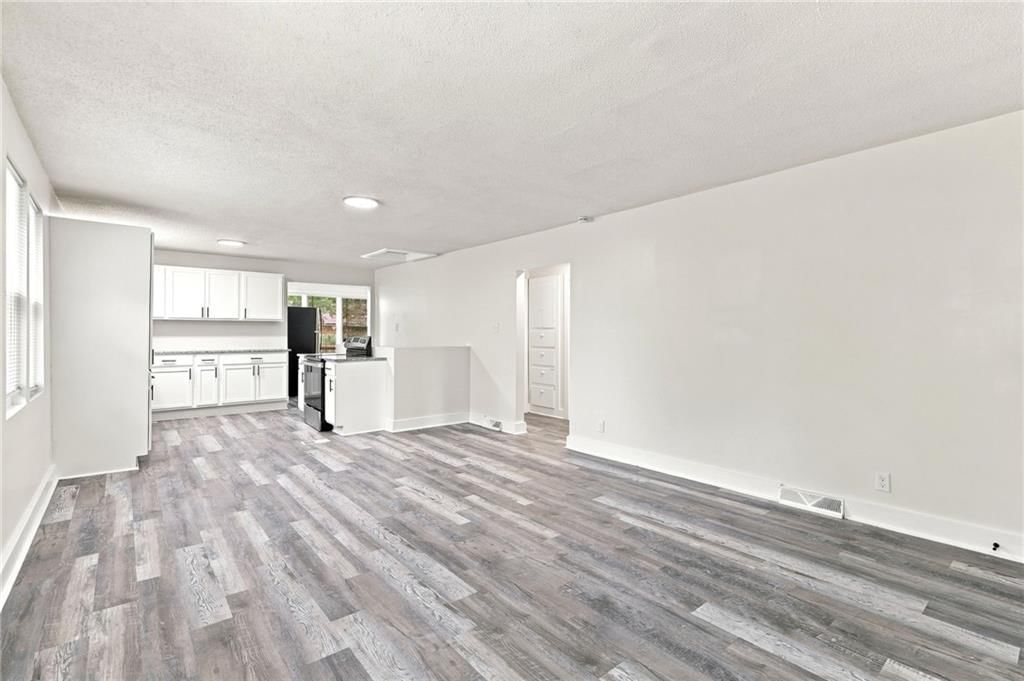 915 Madison Street — photo 5