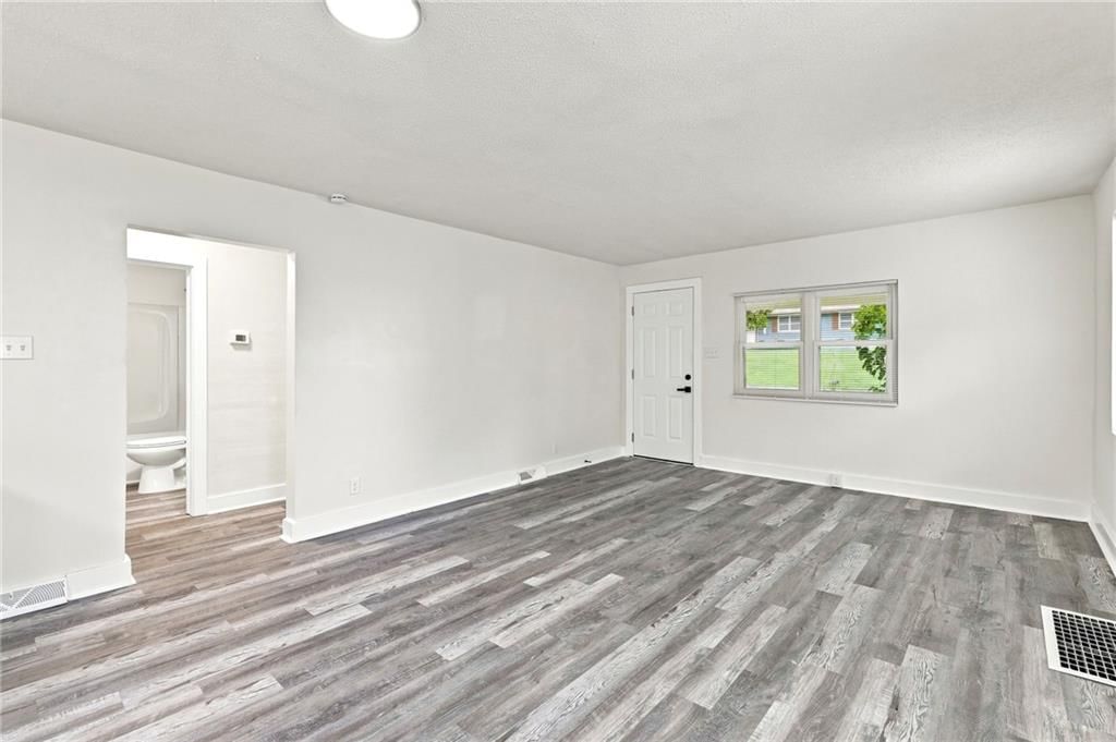 915 Madison Street — photo 6