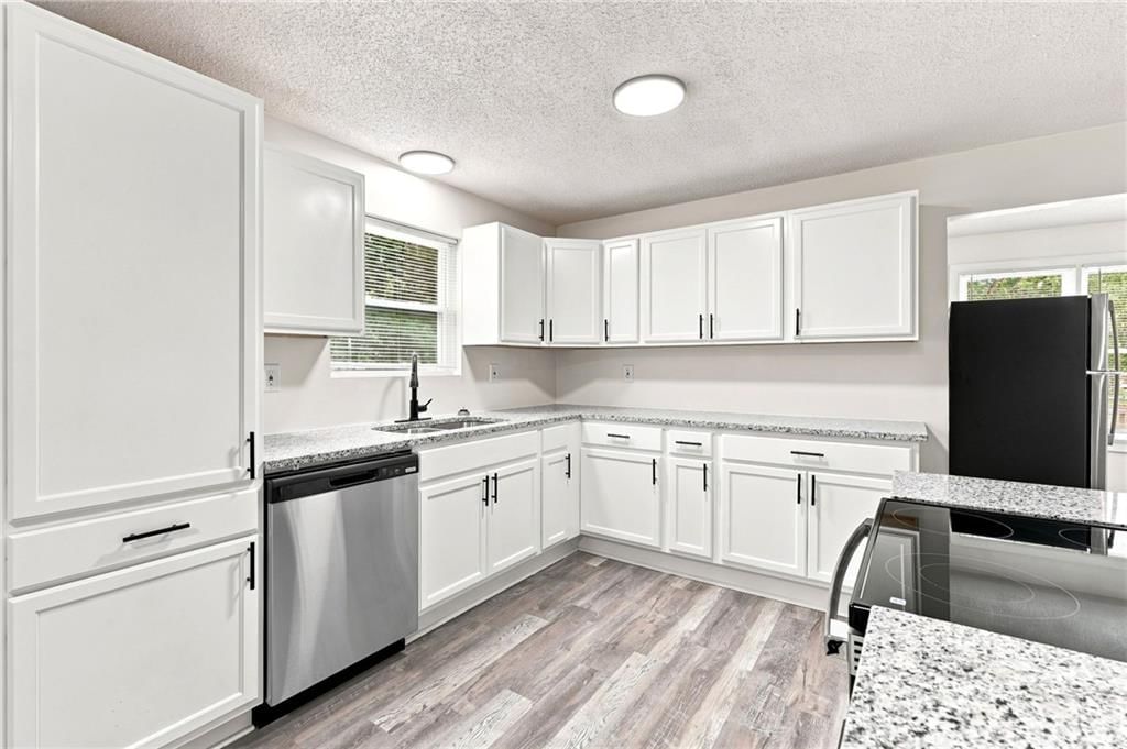 915 Madison Street — photo 9