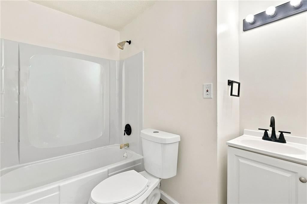 915 Madison Street — photo 14