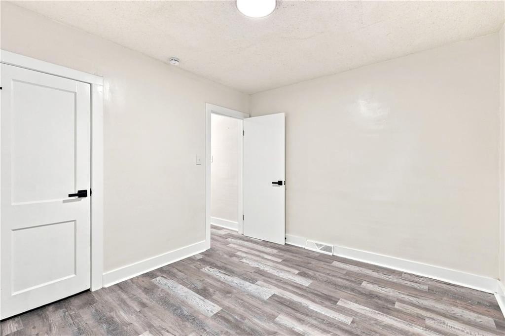 915 Madison Street — photo 18