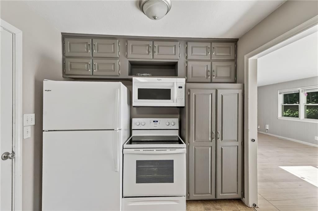 7904 E 87th Street — photo 10