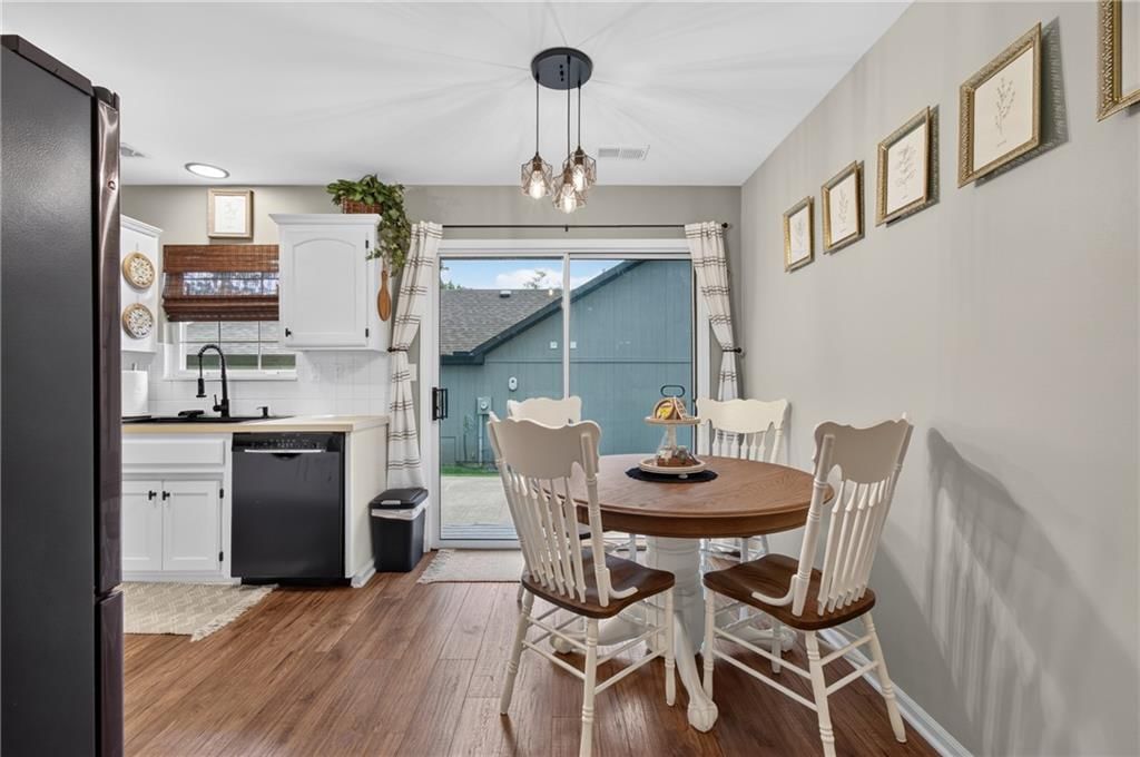 424 N Armstrong Street — photo 13