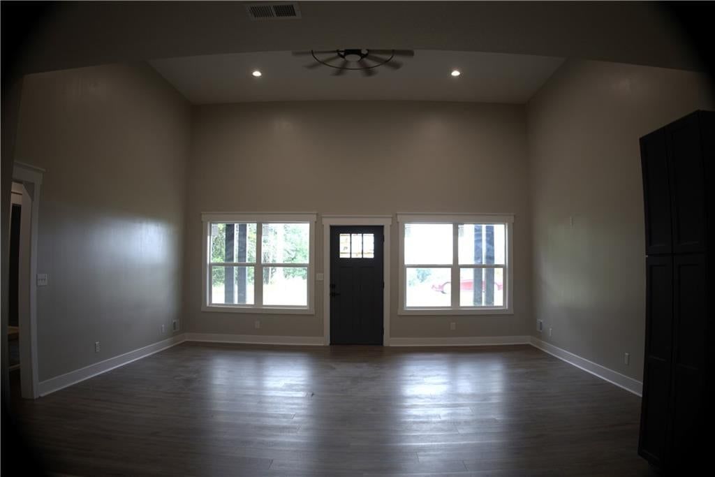 121 Elm Drive — photo 12