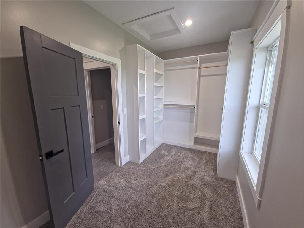 121 Elm Drive — photo 22