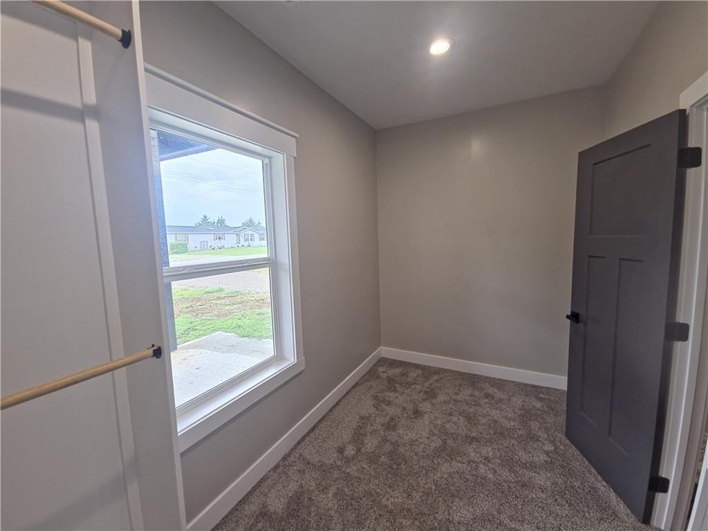 121 Elm Drive — photo 23