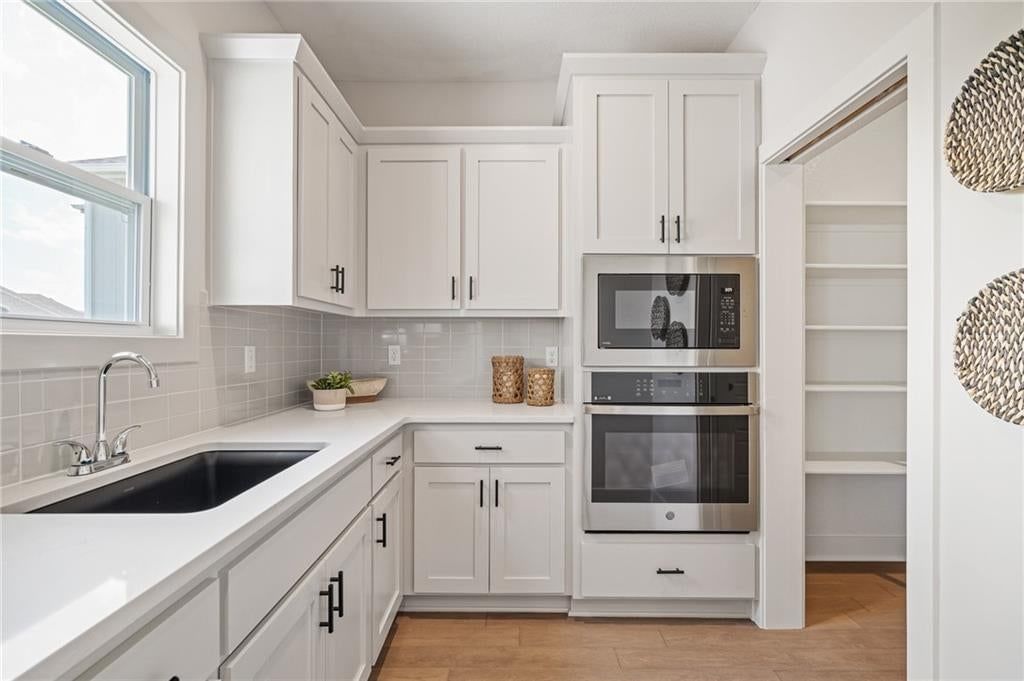 2262 W Wabash Street — photo 15