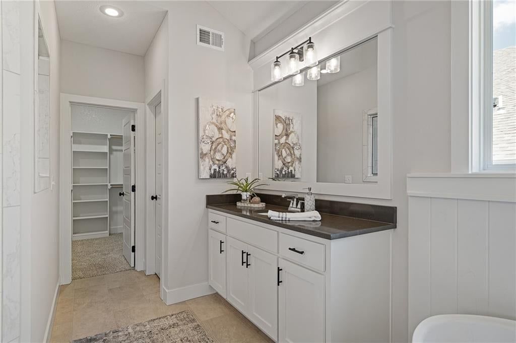 2262 W Wabash Street — photo 26
