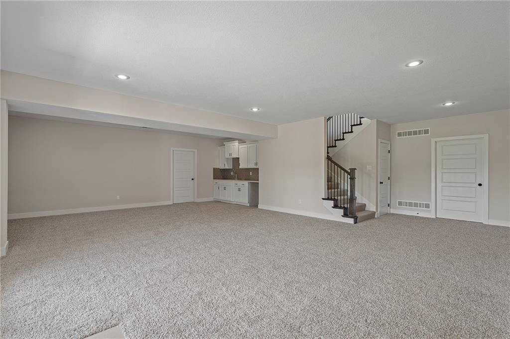 2262 W Wabash Street — photo 36