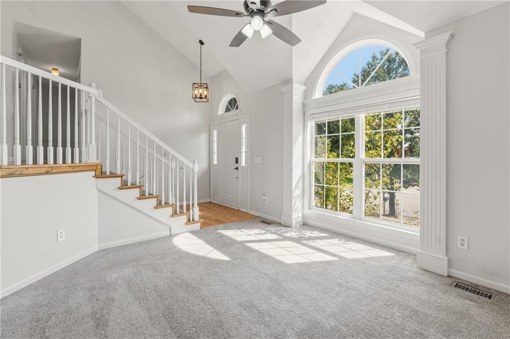 Photo 7 of 35 - 13460 Timber Park Drive, Platte City, MO 64079