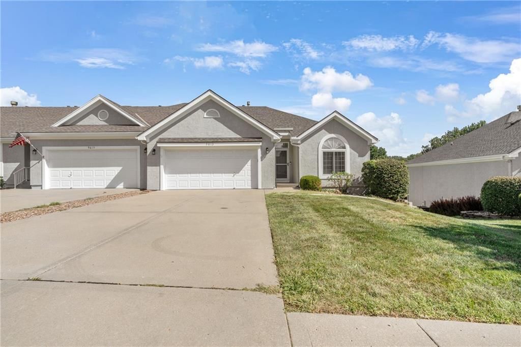 9613 N Locust Drive, Kansas City, MO