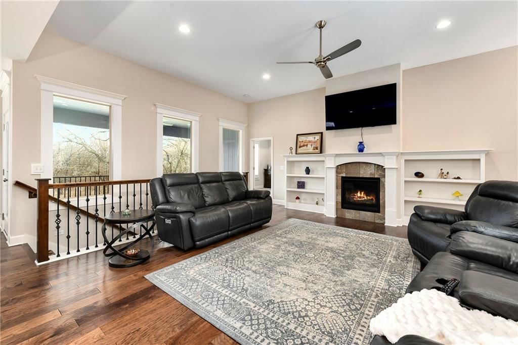 4925 Tallgrass Street — photo 9