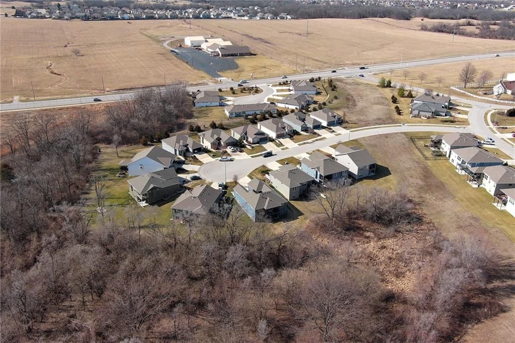 4925 Tallgrass Street — photo 43