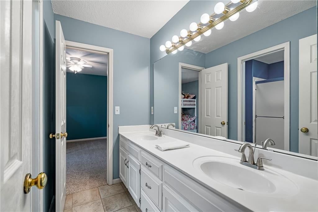 9101 NW 86th Court — photo 37
