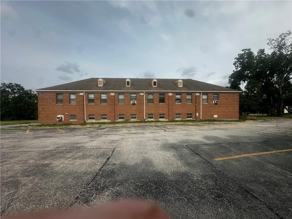 5809 E Red Bridge Road — photo 3