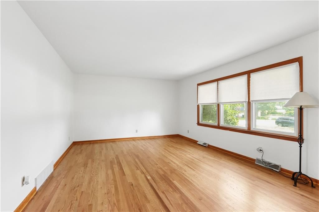 6716 Corrington Avenue — photo 3