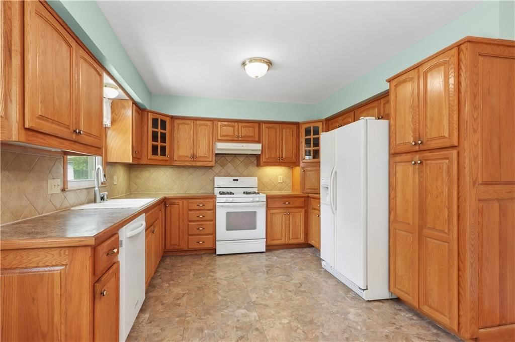 6716 Corrington Avenue — photo 8